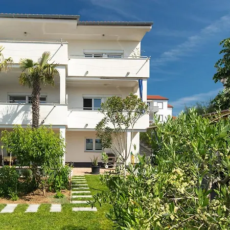 Apartment Oleander Krk Town